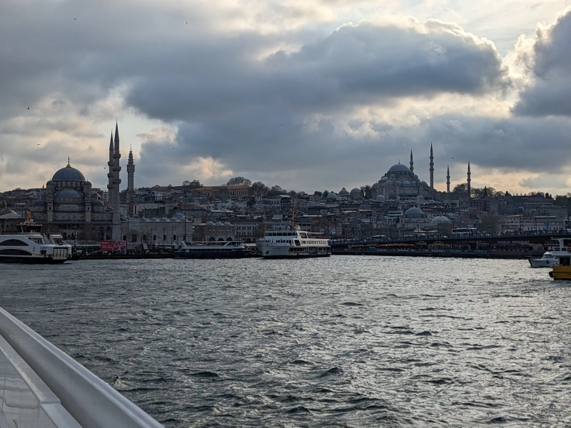 Yeni and Rüstem Pasha mosques